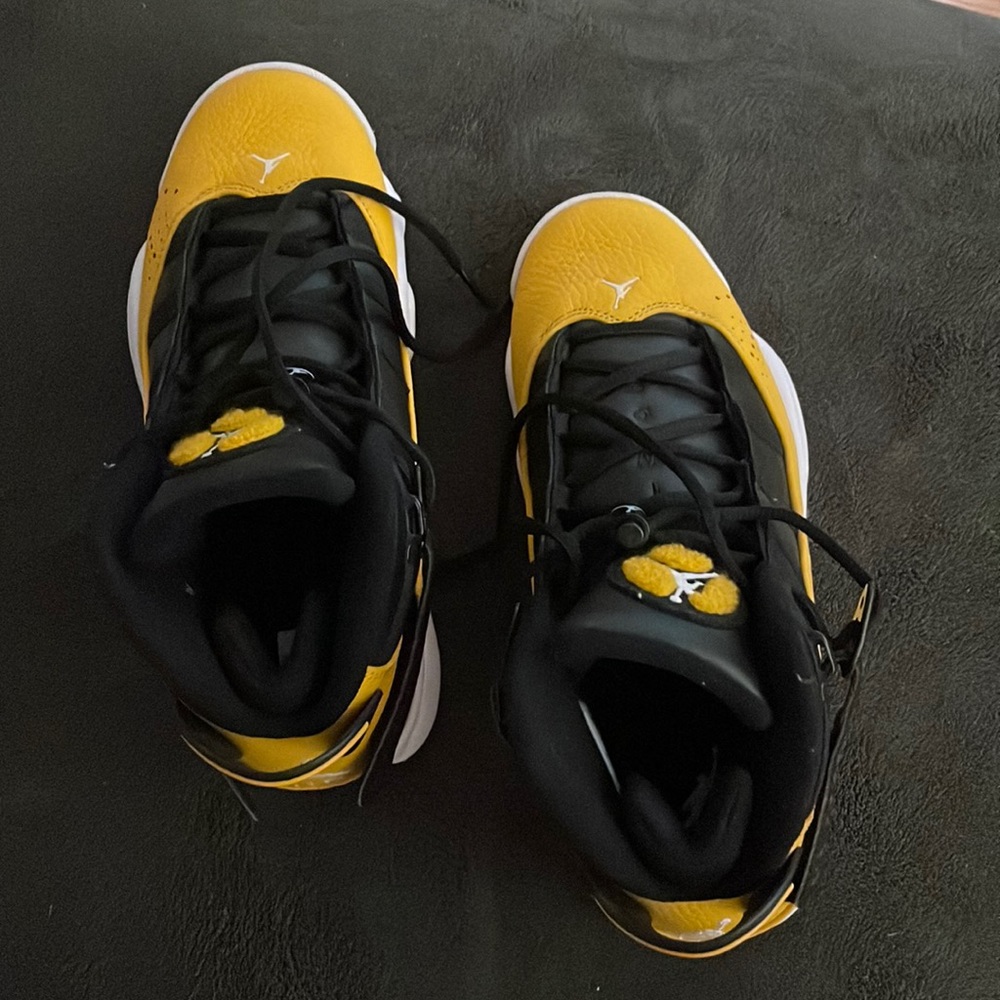 Air Jordan 6 University Ring gold / white - black